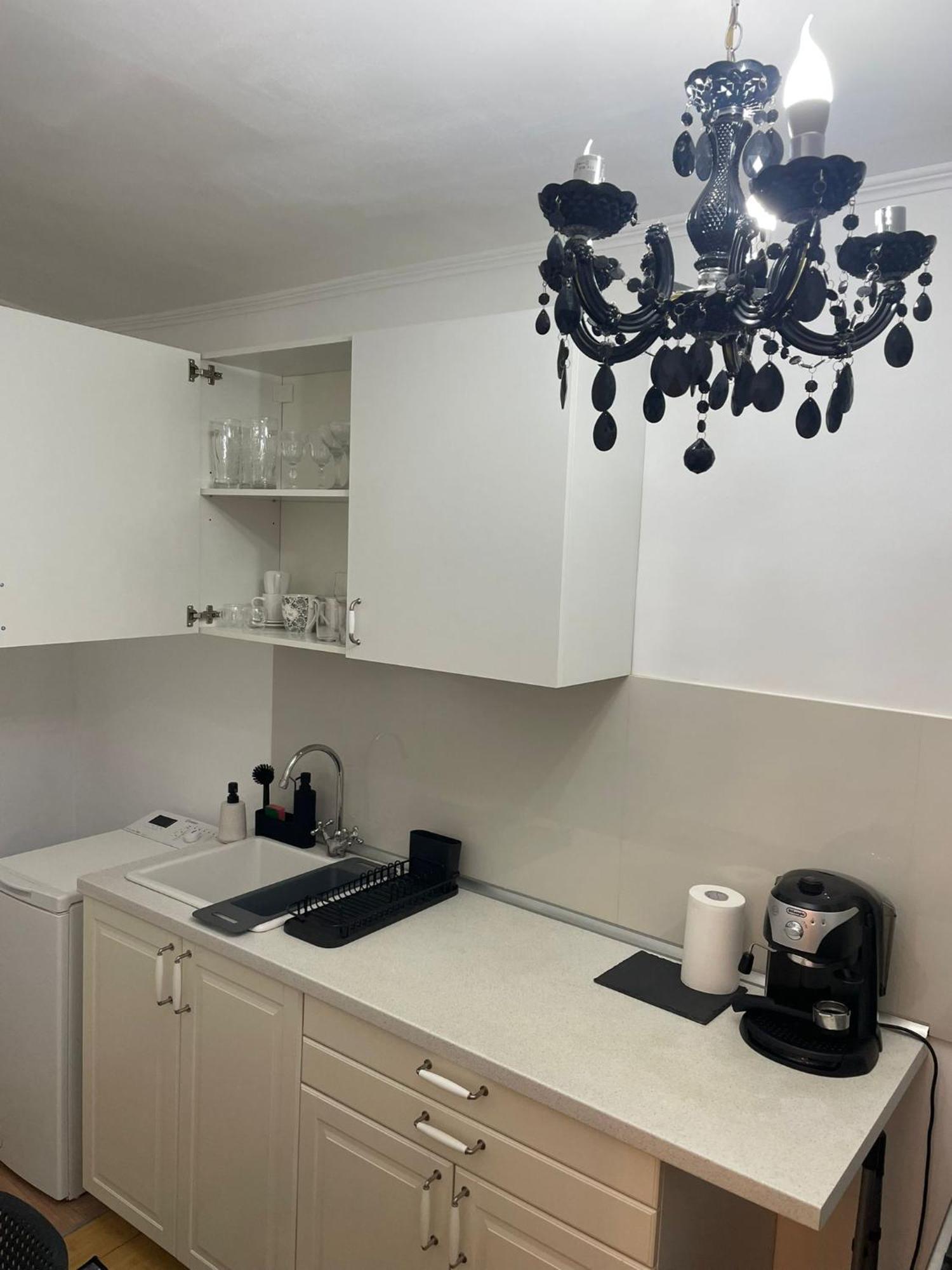 בוקרשט Emm Apartament - 100M Parc Si Metrou Tinererului מראה חיצוני תמונה
