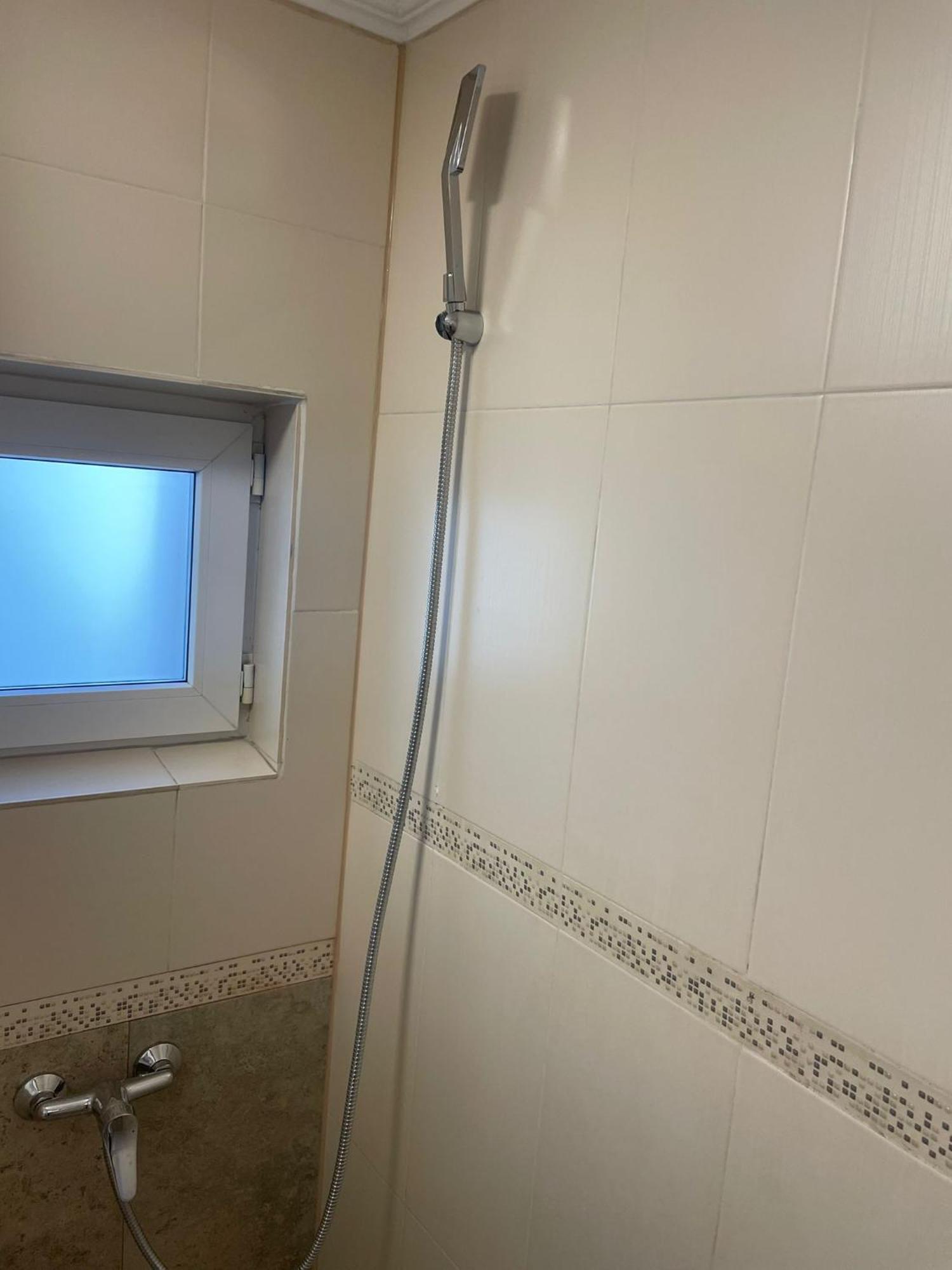 בוקרשט Emm Apartament - 100M Parc Si Metrou Tinererului מראה חיצוני תמונה