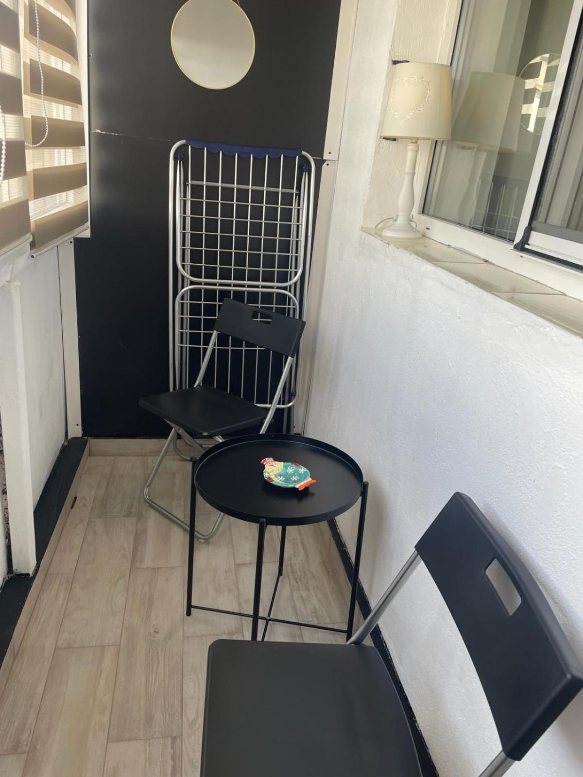 בוקרשט Emm Apartament - 100M Parc Si Metrou Tinererului מראה חיצוני תמונה