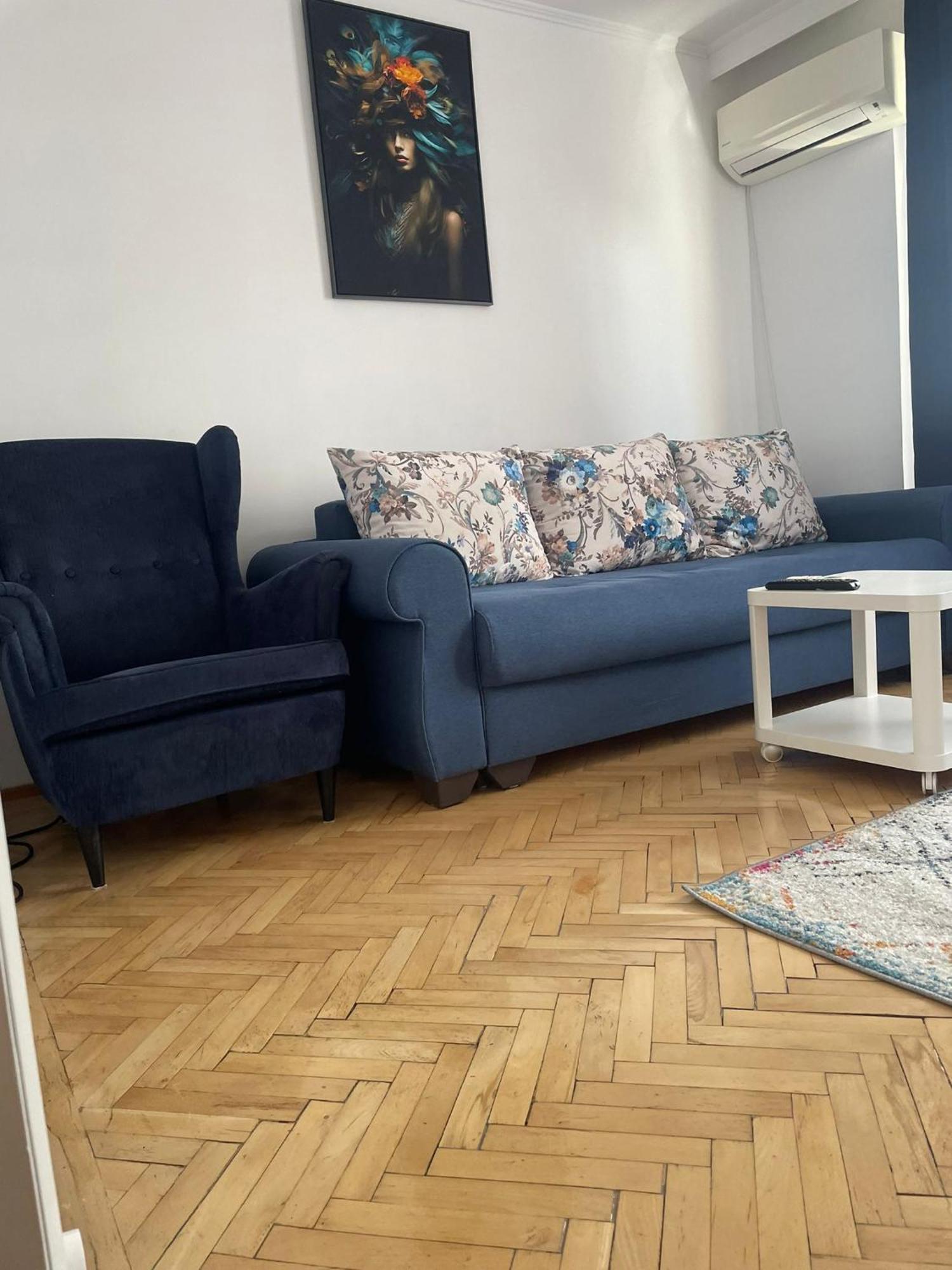 בוקרשט Emm Apartament - 100M Parc Si Metrou Tinererului מראה חיצוני תמונה