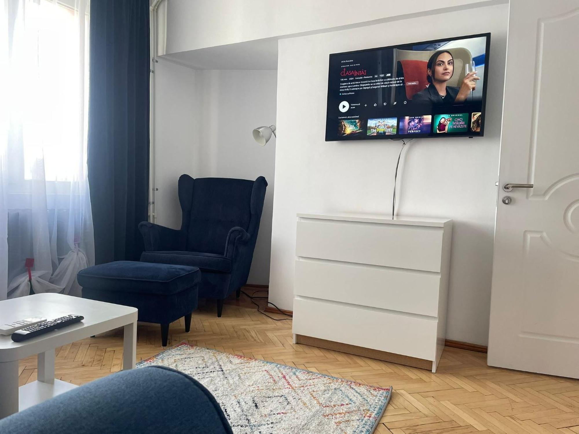 בוקרשט Emm Apartament - 100M Parc Si Metrou Tinererului מראה חיצוני תמונה